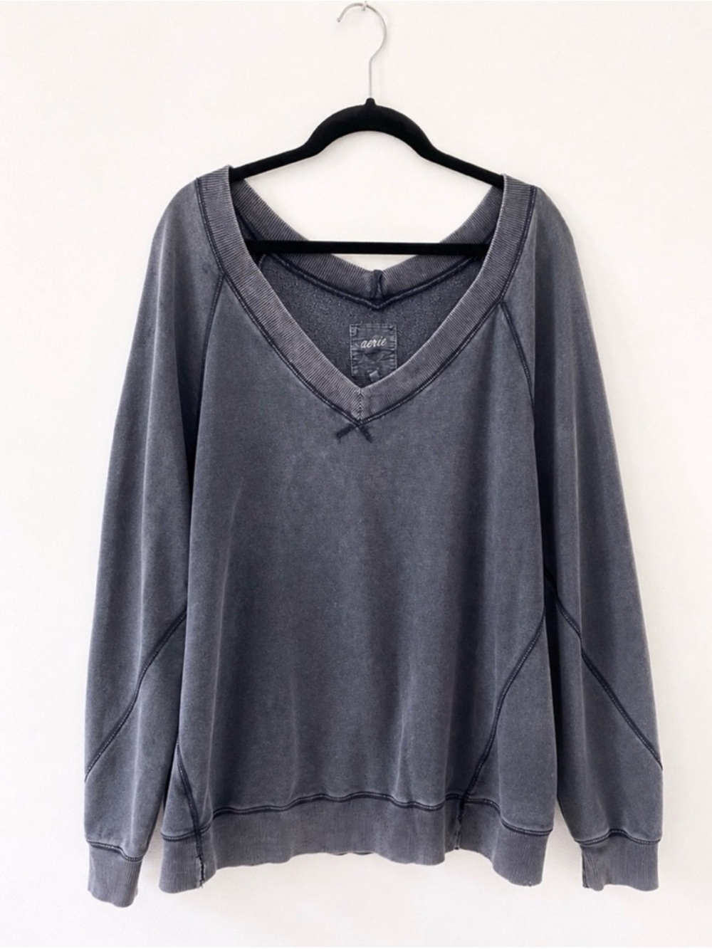 aerie Washed Charcoal Gray V-Neck Sweatshirt
